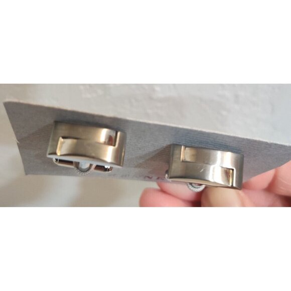 Kenneth Cole New York Cufflinks Rectangular Simplistic Classic  Chrome Finish - Picture 1 of 9